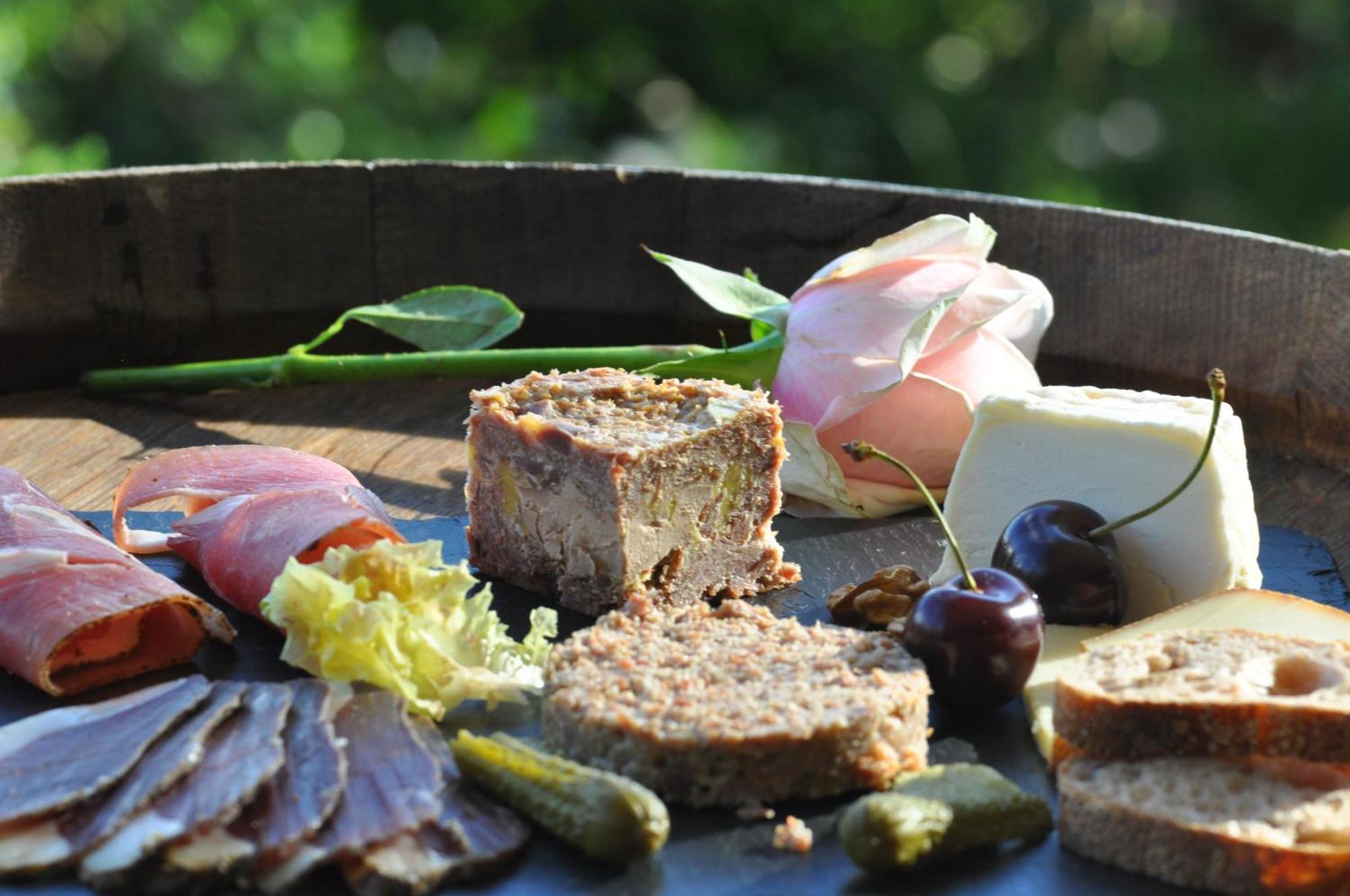 Le Lion D'Or En Perigord Bed & Breakfast Mauzac-et-Grand-Castang Ngoại thất bức ảnh
