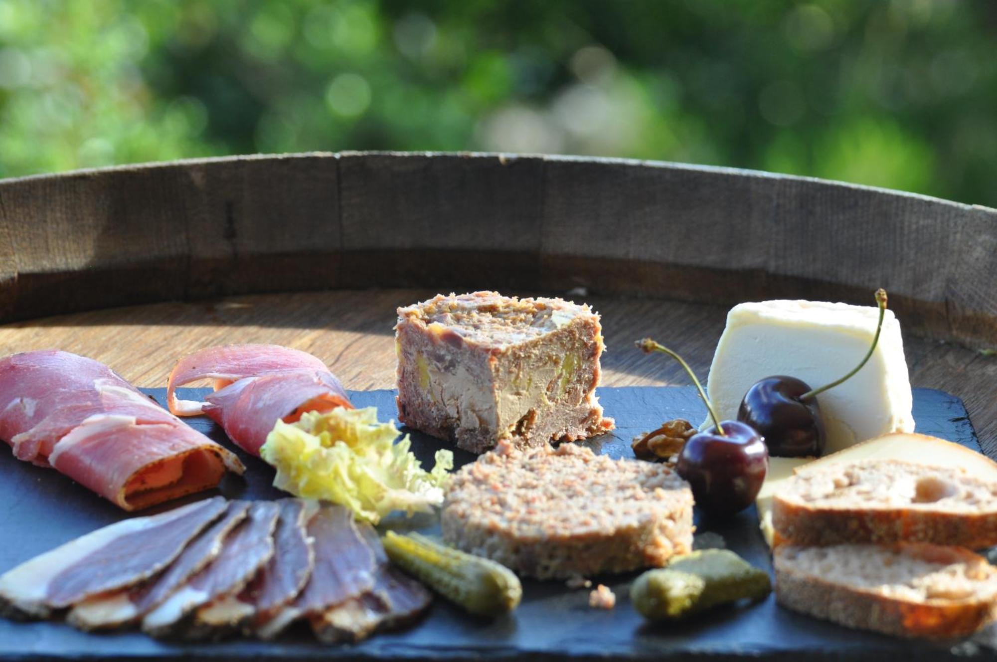 Le Lion D'Or En Perigord Bed & Breakfast Mauzac-et-Grand-Castang Ngoại thất bức ảnh