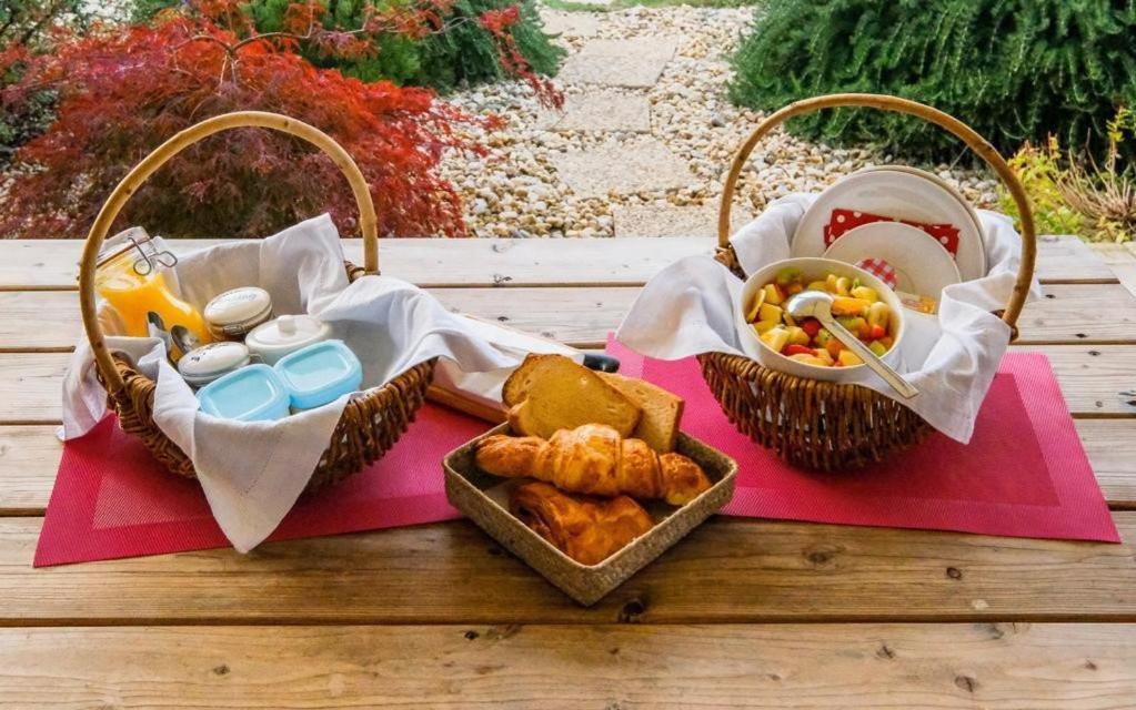 Le Lion D'Or En Perigord Bed & Breakfast Mauzac-et-Grand-Castang Ngoại thất bức ảnh